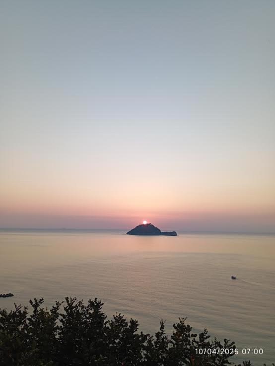 B&B nido sul mare Alassio Exterior foto